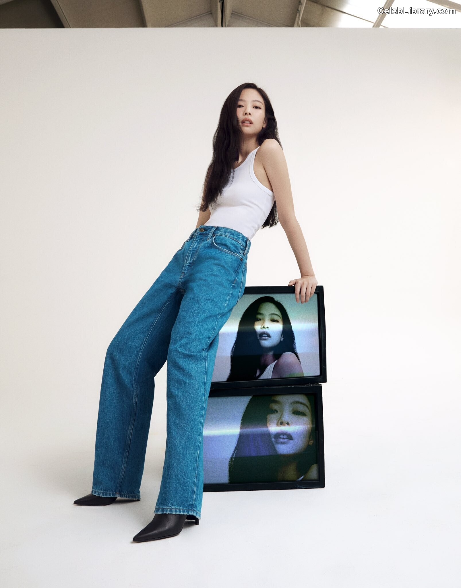 Jennie  BLΛƆKPIИK (Blackpink) photo 4 of 3632