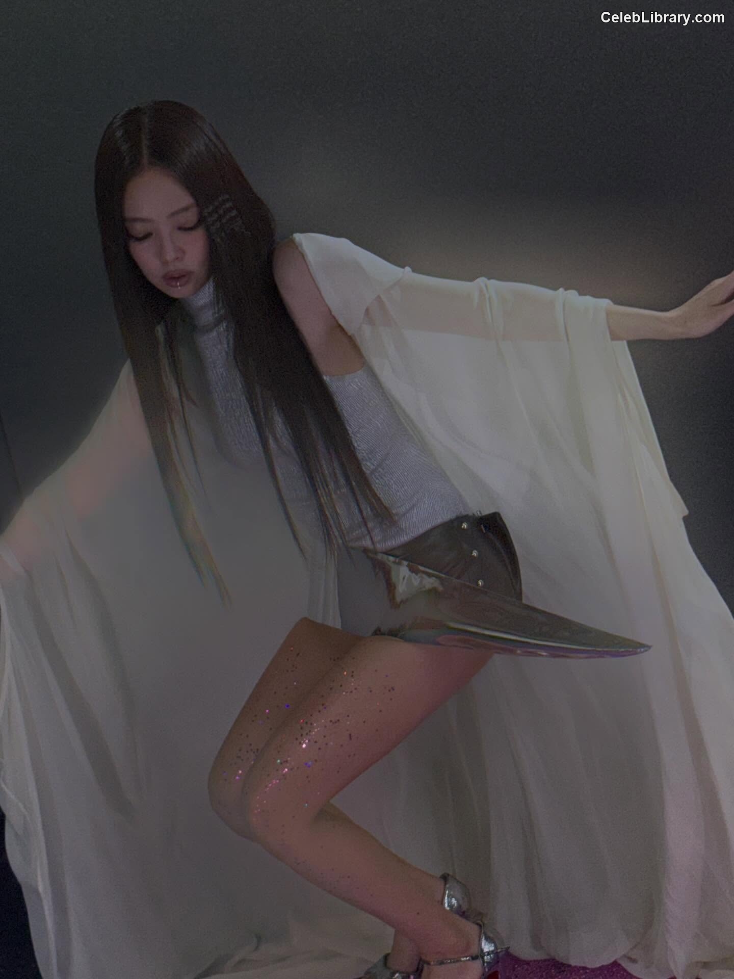 Jennie  BLΛƆKPIИK (Blackpink) photo 7 of 3632