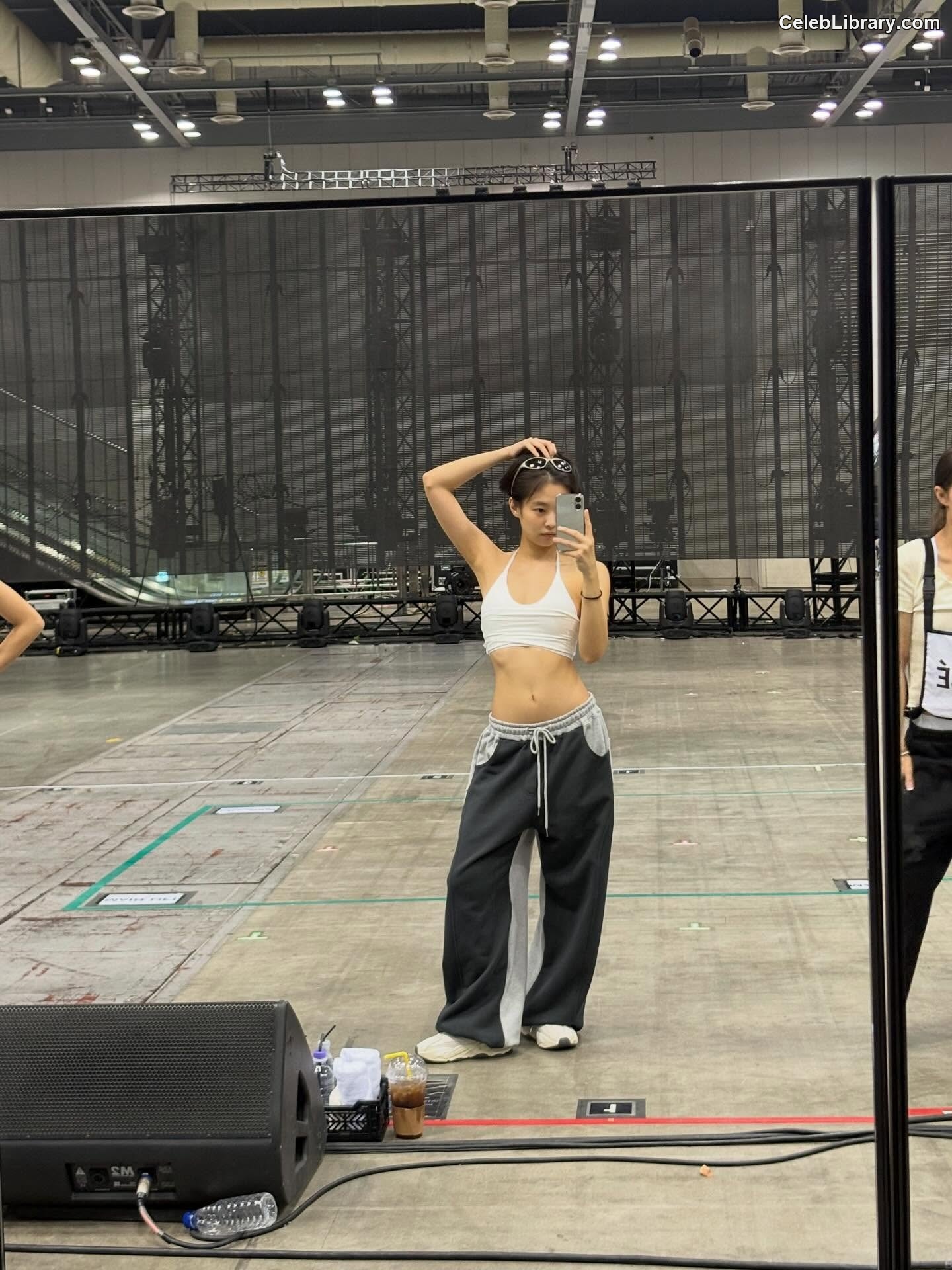 Jennie  BLΛƆKPIИK (Blackpink) photo 19 of 3632