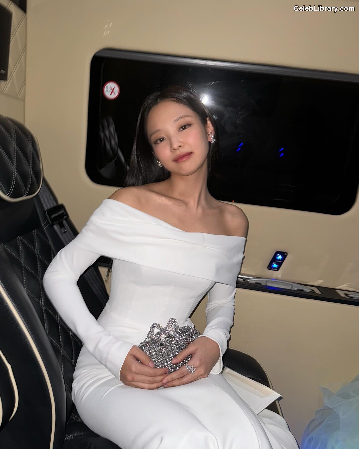 Jennie  BLΛƆKPIИK (Blackpink) photo 24 of 3632