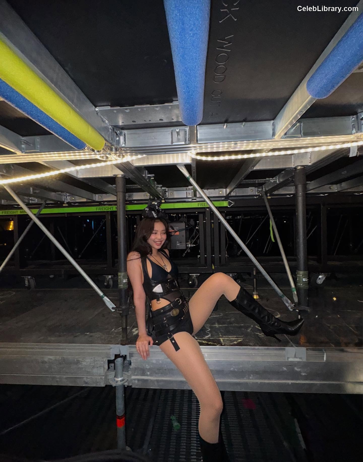 Jennie  BLΛƆKPIИK (Blackpink) photo 14 of 3632