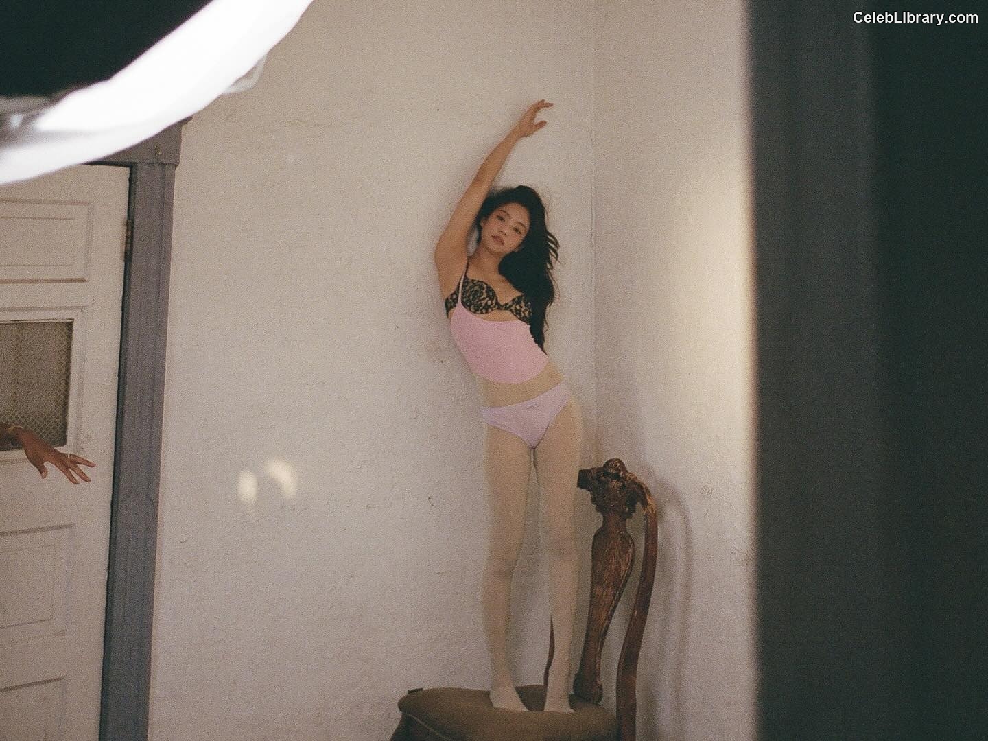 Jennie  BLΛƆKPIИK (Blackpink) photo 6 of 3632