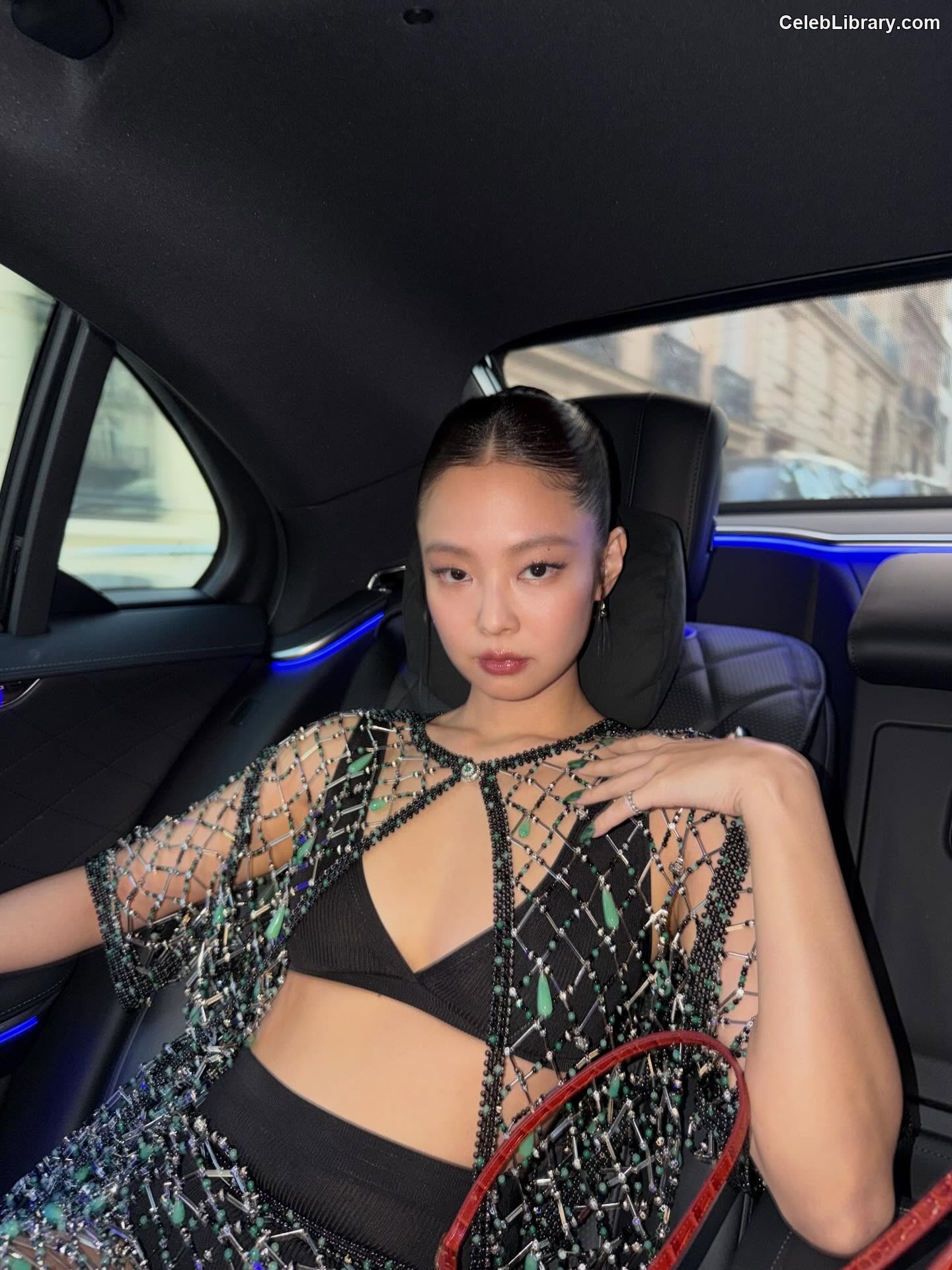Jennie  BLΛƆKPIИK (Blackpink) photo 21 of 3632