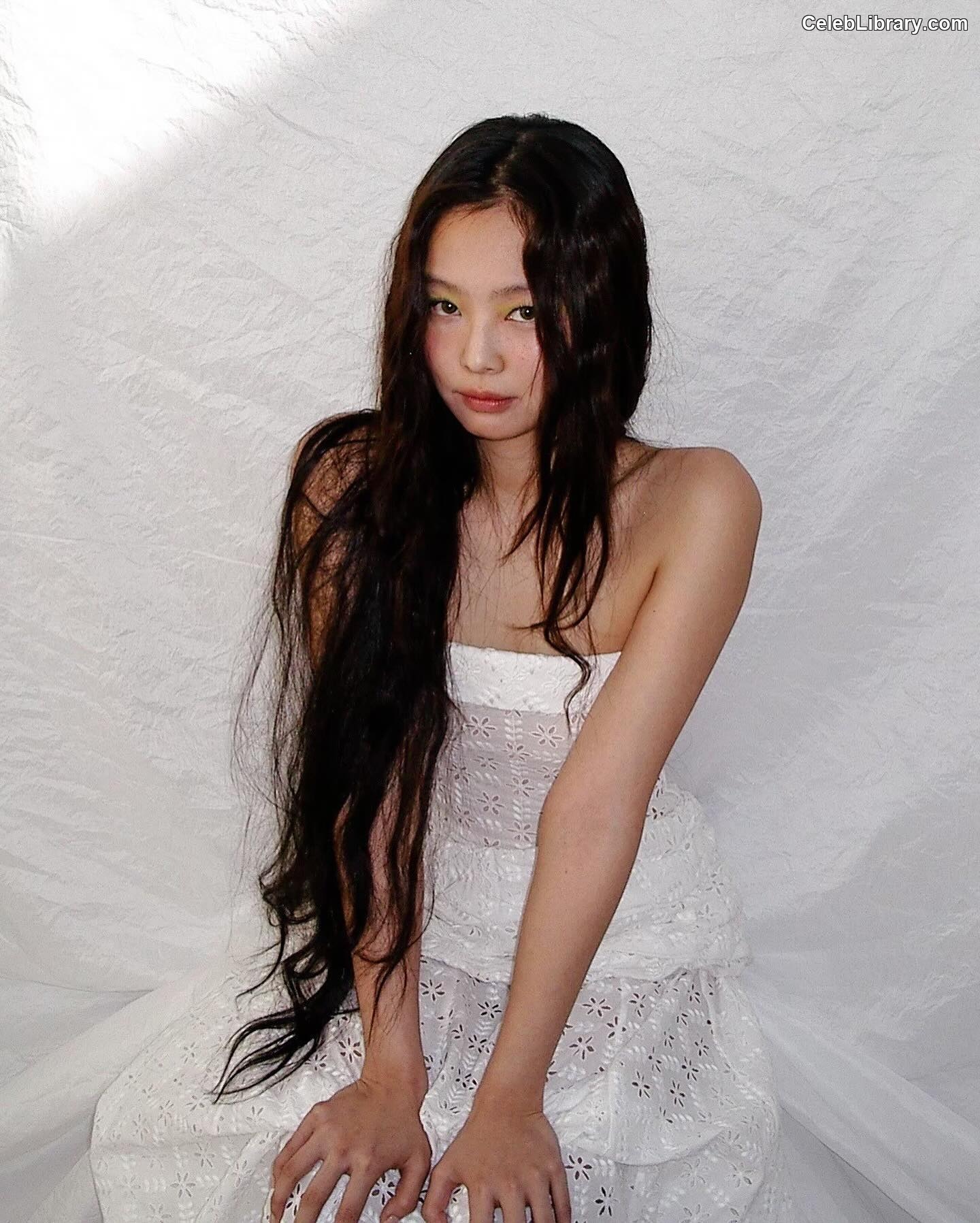 Jennie  BLΛƆKPIИK (Blackpink) photo 10 of 3632