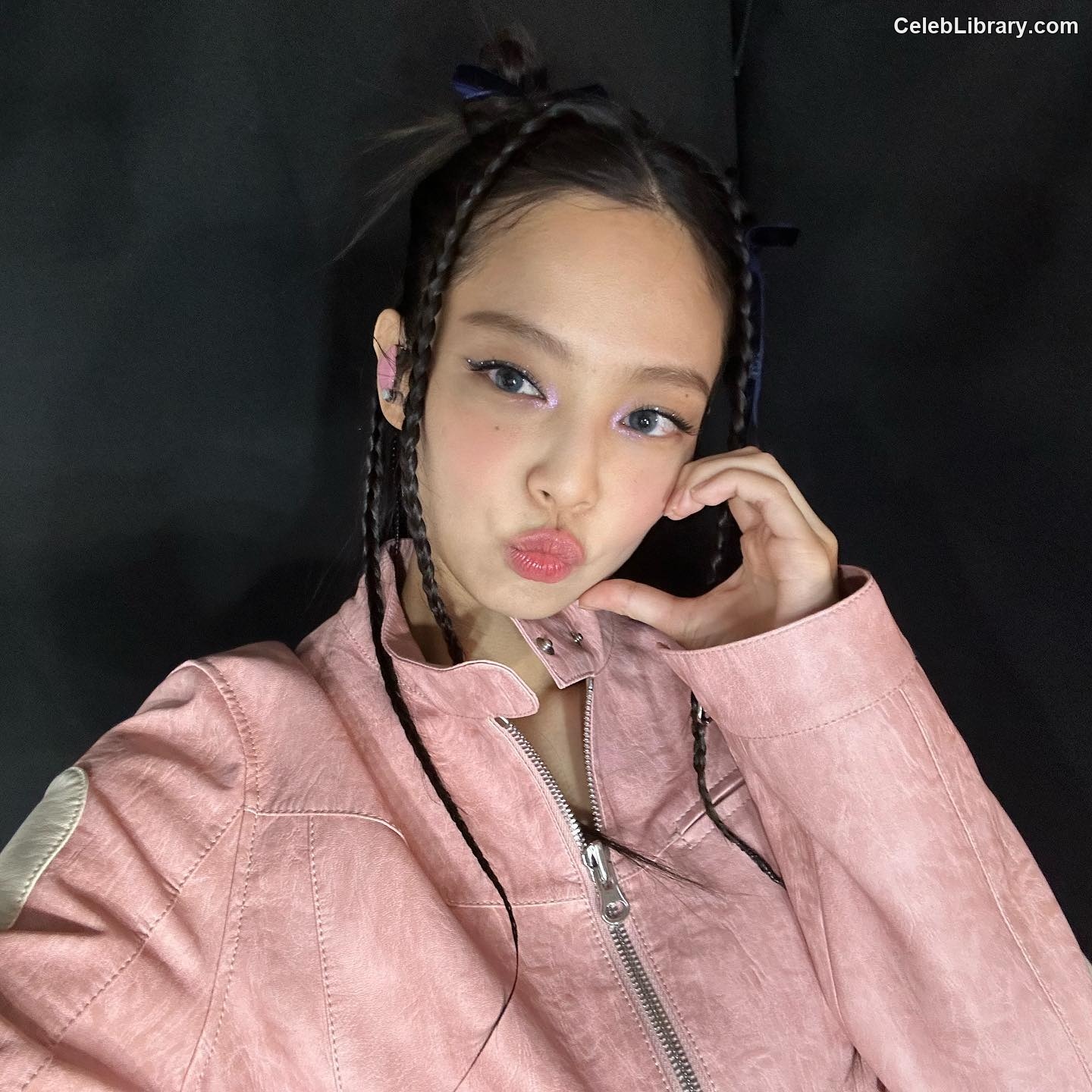 Jennie  BLΛƆKPIИK (Blackpink) photo 4 of 3632