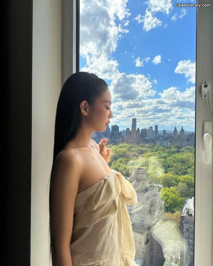 Jennie  BLΛƆKPIИK (Blackpink) photo 21 of 3632