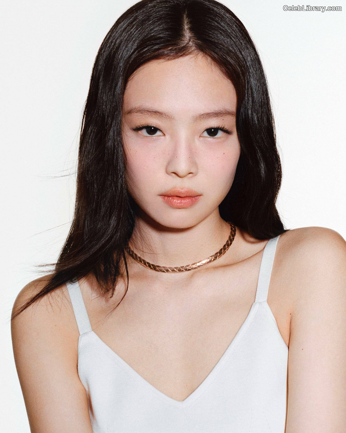 Jennie  BLΛƆKPIИK (Blackpink) photo 17 of 3632