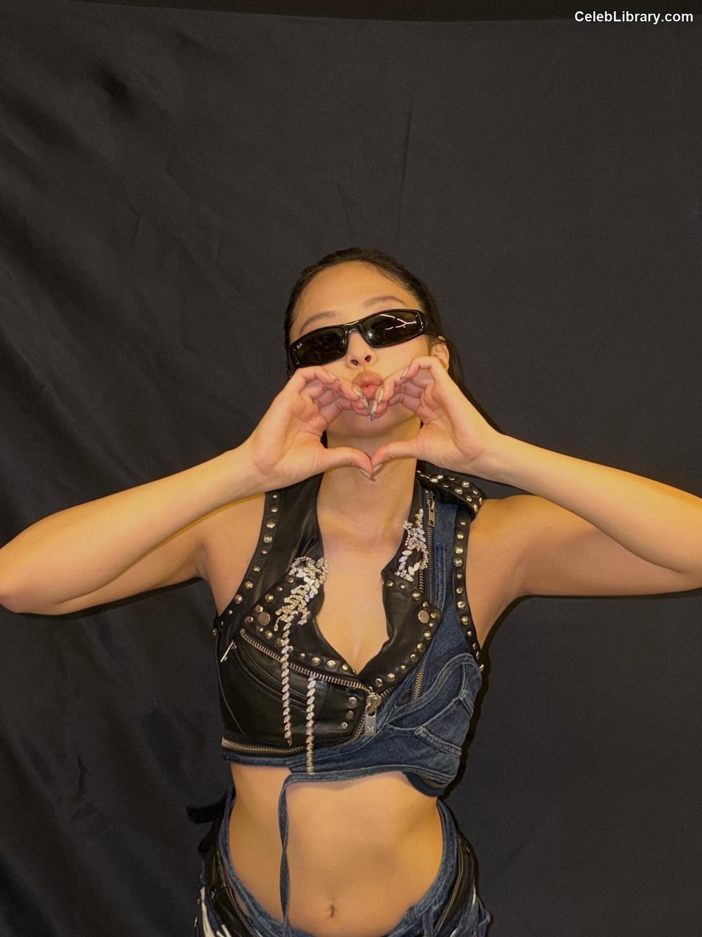 Jennie  BLΛƆKPIИK (Blackpink) photo 4 of 3632