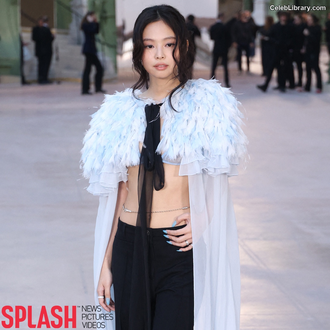 Jennie  BLΛƆKPIИK (Blackpink) photo 17 of 3632