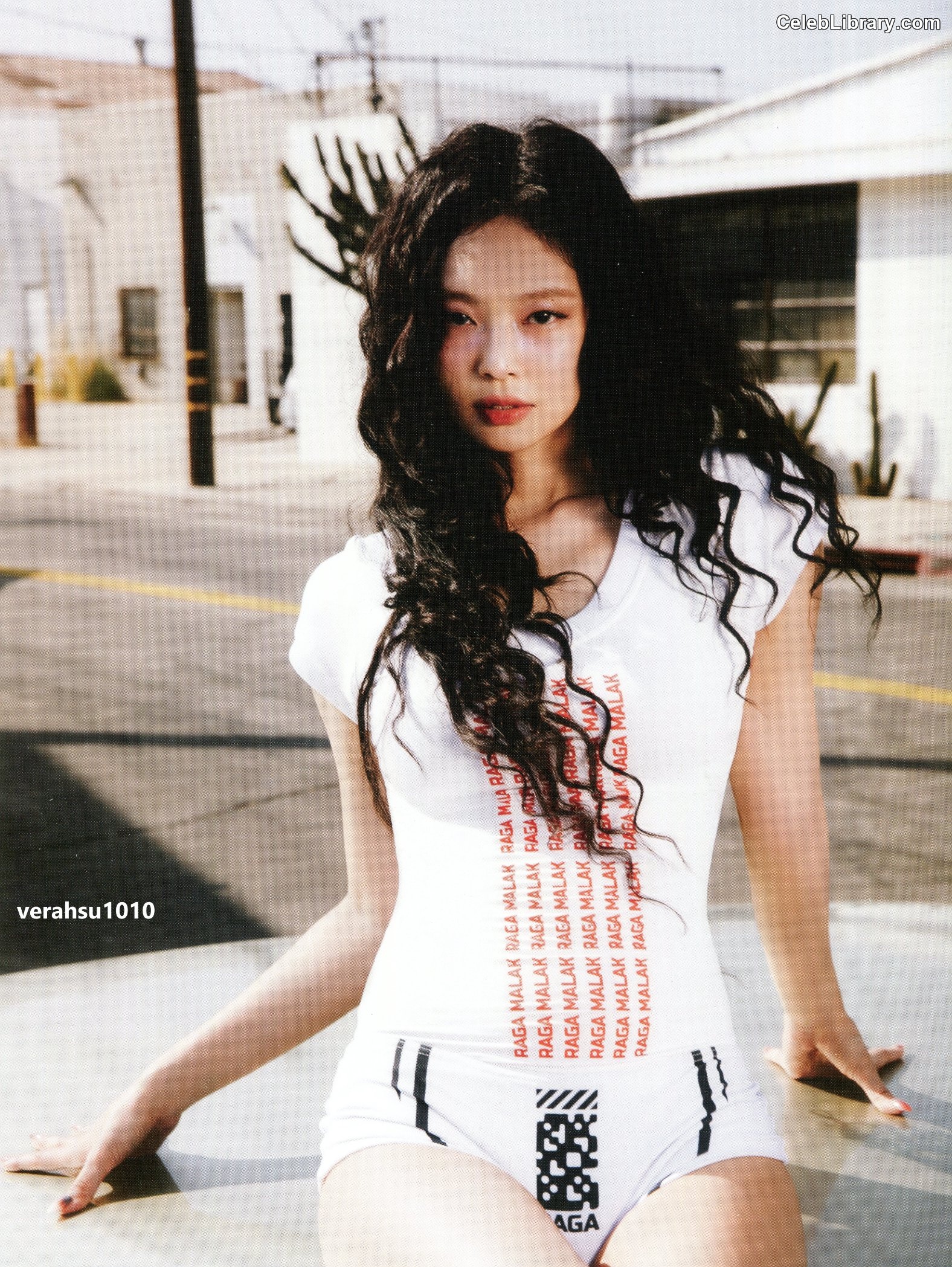 Jennie  BLΛƆKPIИK (Blackpink) photo 4 of 3632