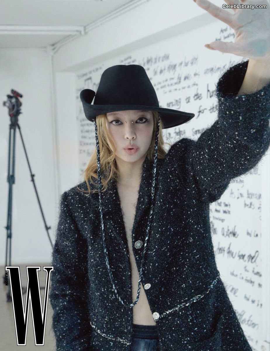 Jennie  BLΛƆKPIИK (Blackpink) photo 19 of 3632