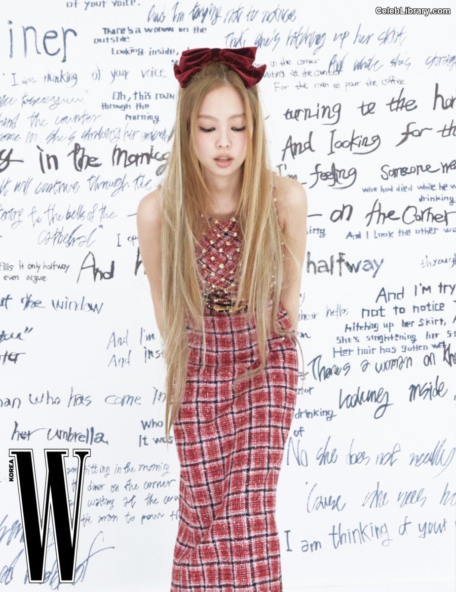 Jennie  BLΛƆKPIИK (Blackpink) photo 20 of 3632