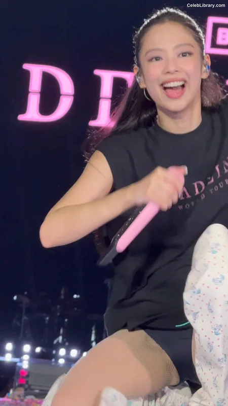 Jennie  BLΛƆKPIИK (Blackpink) photo 15 of 3632