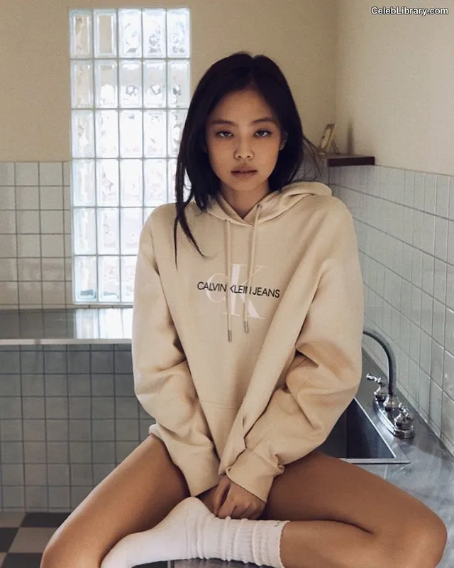 Jennie  BLΛƆKPIИK (Blackpink) photo 5 of 3632