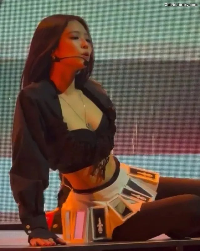 Jennie  BLΛƆKPIИK (Blackpink) photo 20 of 3632
