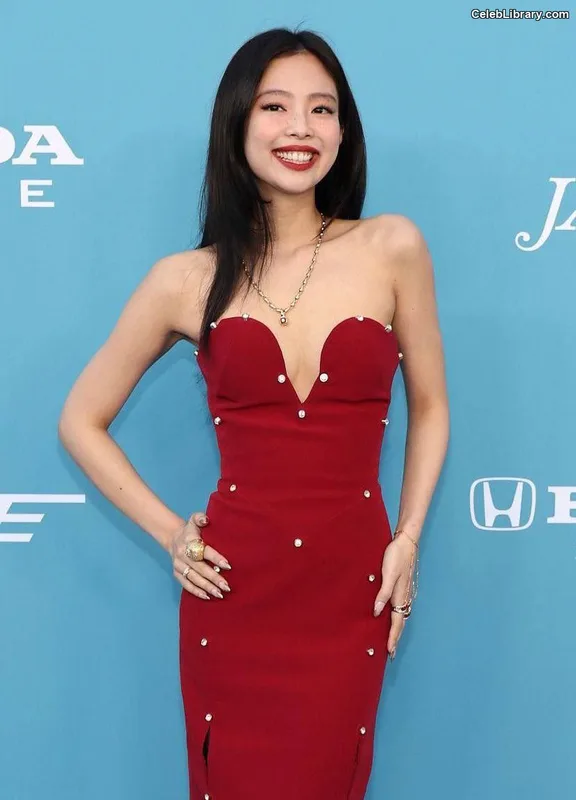 Jennie  BLΛƆKPIИK (Blackpink) photo 23 of 3632