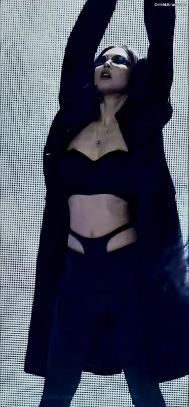 Jennie  BLΛƆKPIИK (Blackpink) photo 7 of 3632