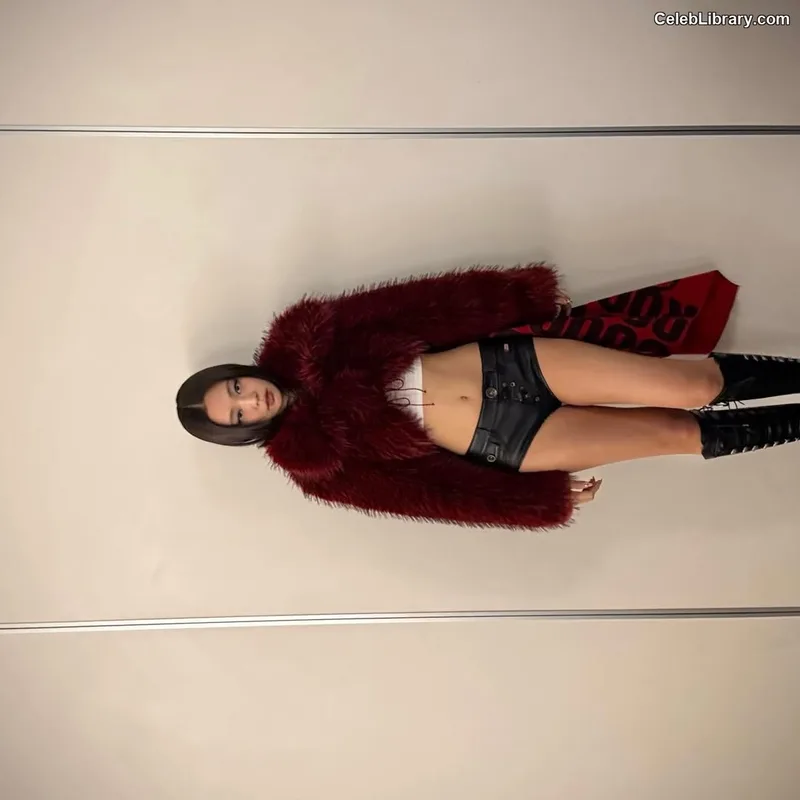 Jennie  BLΛƆKPIИK (Blackpink) photo 18 of 3632