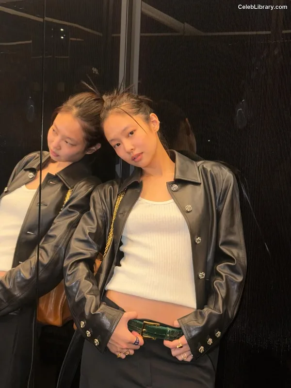 Jennie  BLΛƆKPIИK (Blackpink) photo 14 of 3632