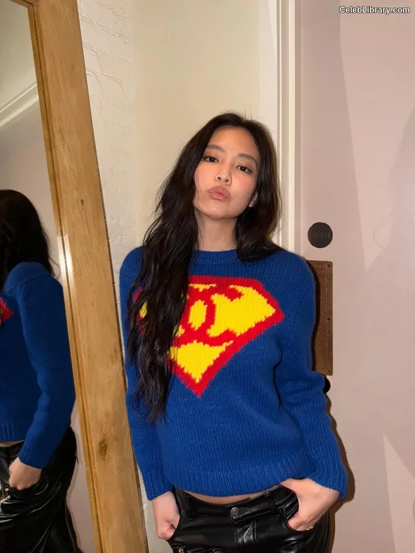 Jennie  BLΛƆKPIИK (Blackpink) photo 16 of 3632
