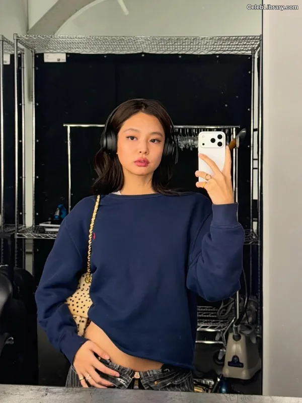 Jennie  BLΛƆKPIИK (Blackpink) photo 20 of 3632