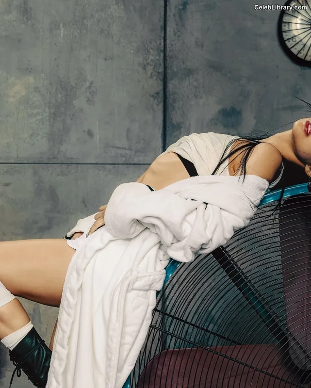 Jennie  BLΛƆKPIИK (Blackpink) photo 20 of 3632