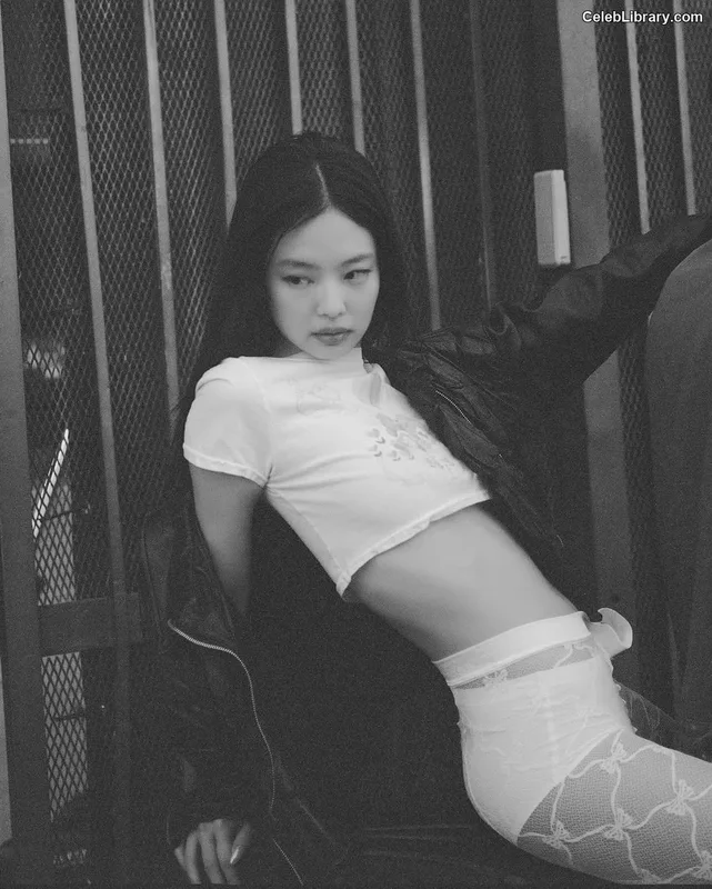 Jennie  BLΛƆKPIИK (Blackpink) photo 5 of 3632