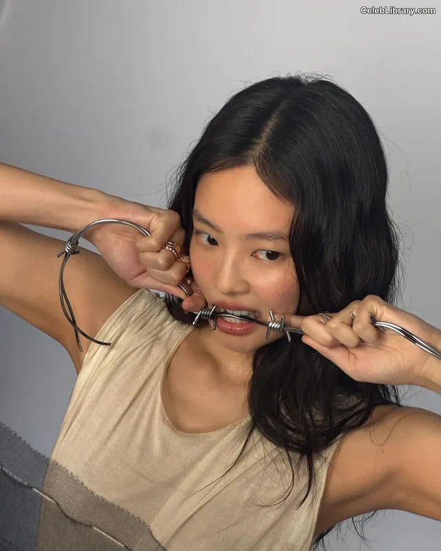 Jennie  BLΛƆKPIИK (Blackpink) photo 10 of 3632