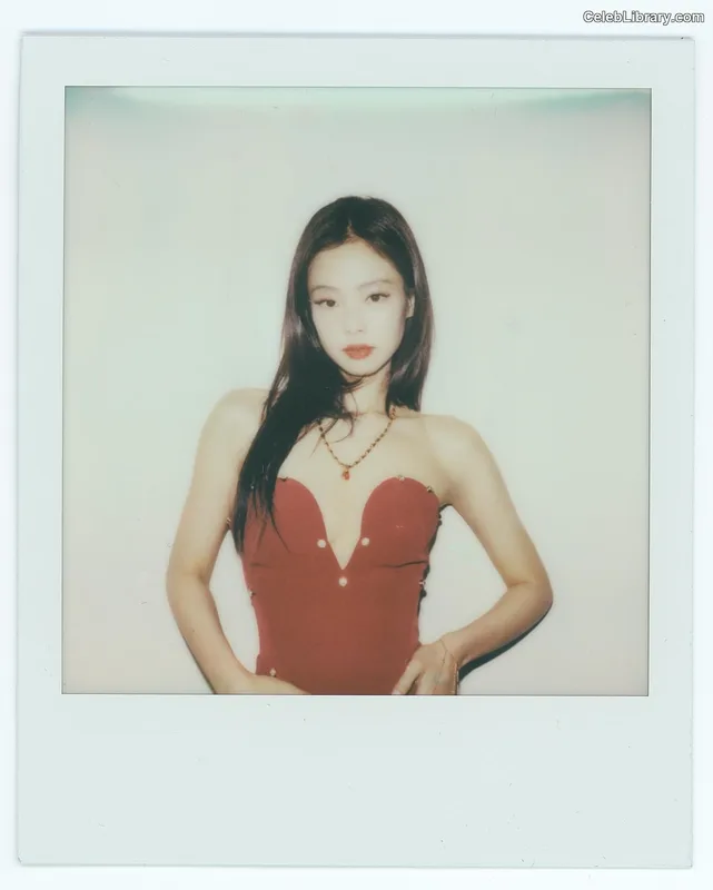Jennie  BLΛƆKPIИK (Blackpink) photo 24 of 3632