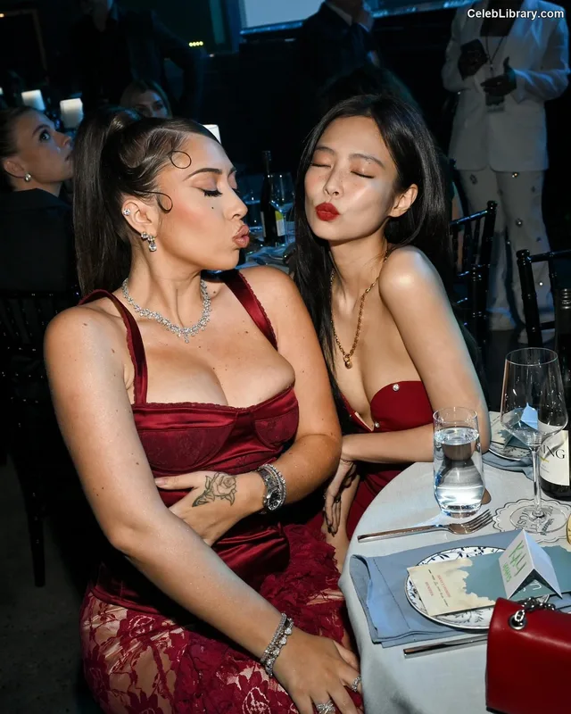 Jennie  BLΛƆKPIИK (Blackpink) photo 3 of 3632