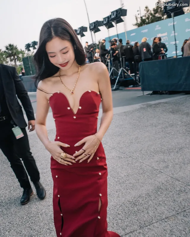 Jennie  BLΛƆKPIИK (Blackpink) photo 4 of 3632