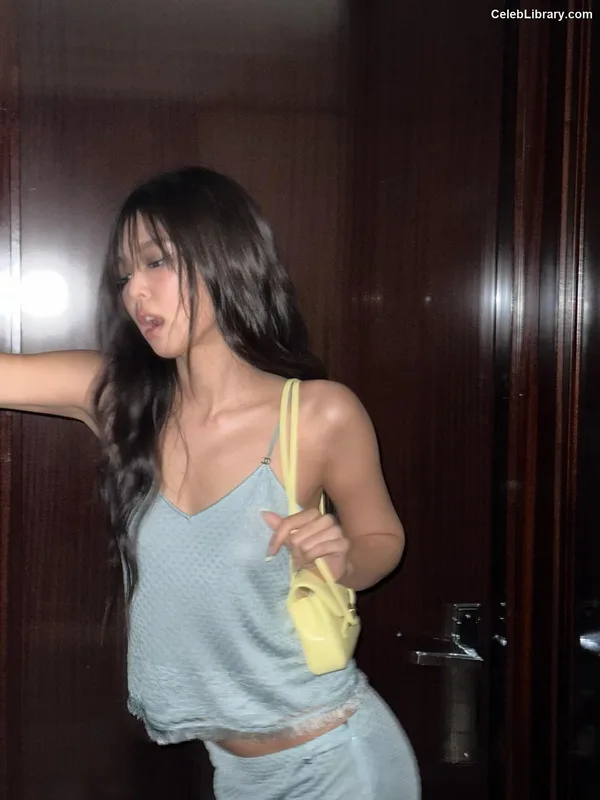Jennie  BLΛƆKPIИK (Blackpink) photo 17 of 3632