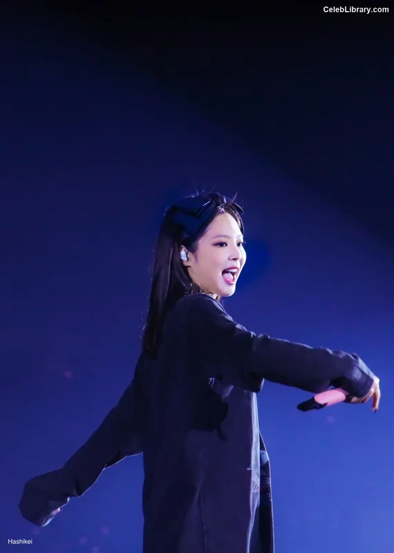 Jennie  BLΛƆKPIИK (Blackpink) photo 21 of 3632