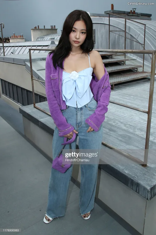 Jennie  BLΛƆKPIИK (Blackpink) photo 23 of 3632