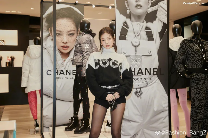 Jennie  BLΛƆKPIИK (Blackpink) photo 11 of 3632