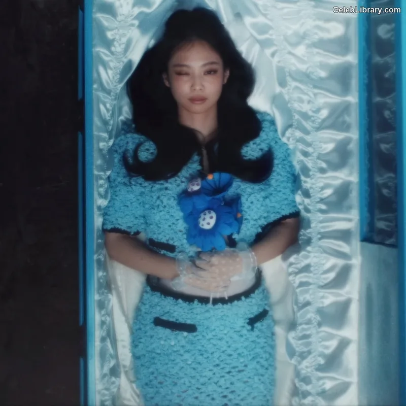 Jennie  BLΛƆKPIИK (Blackpink) photo 21 of 3632