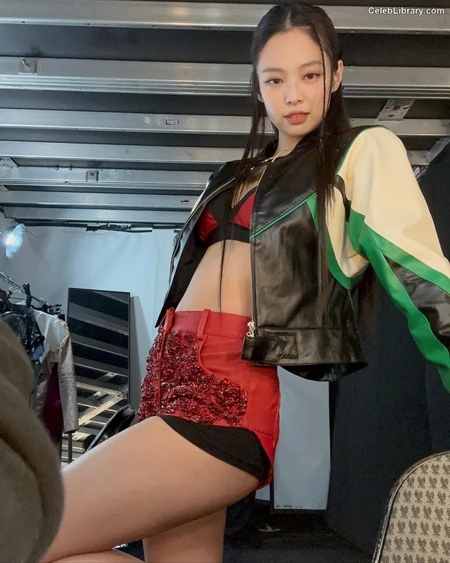 Jennie  BLΛƆKPIИK (Blackpink) photo 5 of 3632