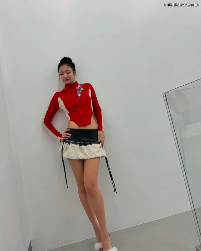 Jennie  BLΛƆKPIИK (Blackpink) photo 19 of 3632