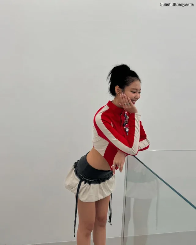 Jennie  BLΛƆKPIИK (Blackpink) photo 23 of 3632