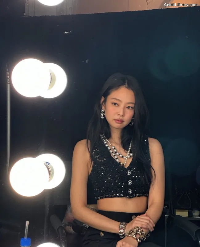 Jennie BLΛƆKPIИK (Blackpink) photo 8 of 3632
