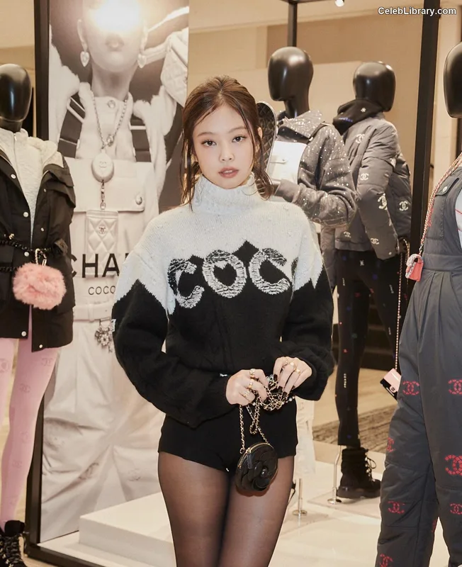 Jennie BLΛƆKPIИK (Blackpink) photo 7 of 3632
