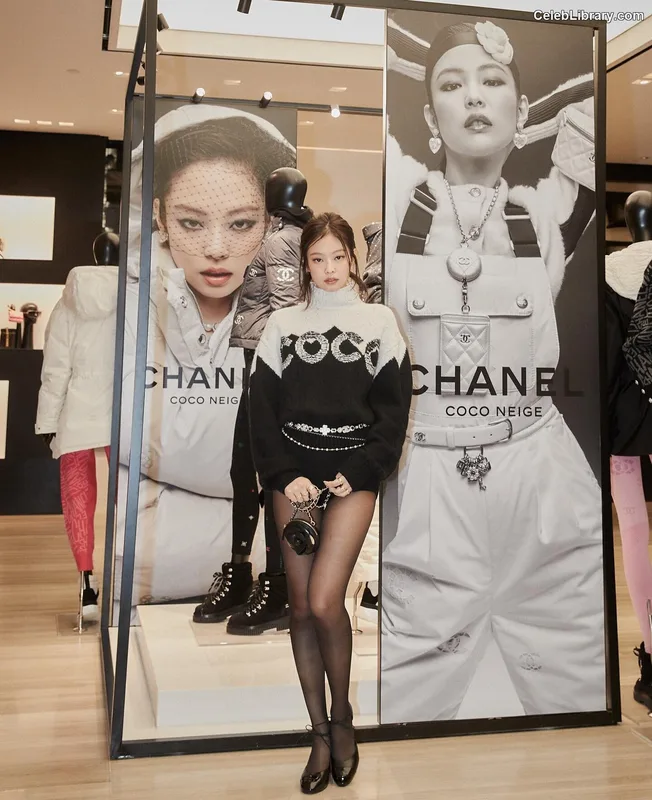 Jennie BLΛƆKPIИK (Blackpink) photo 8 of 3632