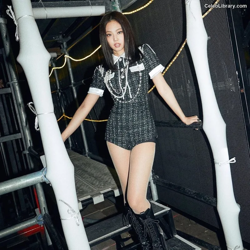 Jennie BLΛƆKPIИK (Blackpink) photo 17 of 3632