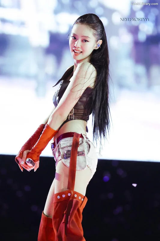 Jennie BLΛƆKPIИK (Blackpink) photo 3 of 3632