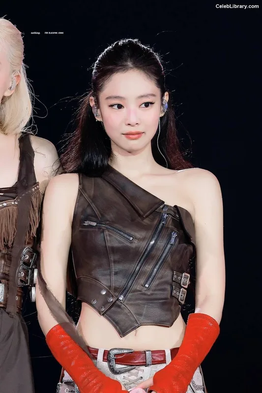 Jennie BLΛƆKPIИK (Blackpink) photo 4 of 3632