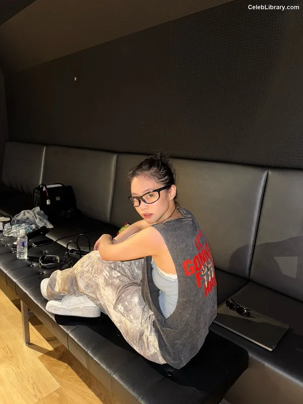 Jennie BLΛƆKPIИK (Blackpink) photo 19 of 3632