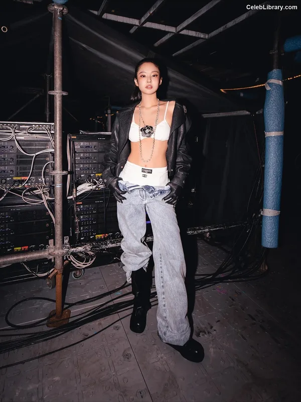 Jennie  BLΛƆKPIИK (Blackpink) photo 13 of 3632