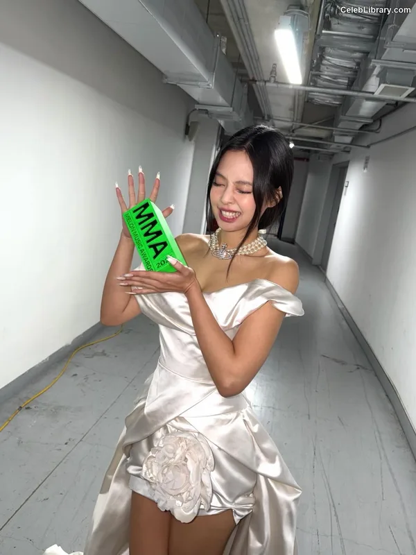 Jennie  BLΛƆKPIИK (Blackpink) photo 8 of 3632