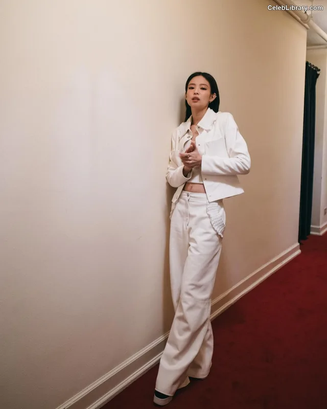 Jennie  BLΛƆKPIИK (Blackpink) photo 3 of 3632