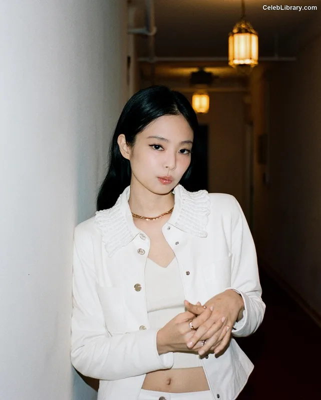 Jennie  BLΛƆKPIИK (Blackpink) photo 9 of 3632